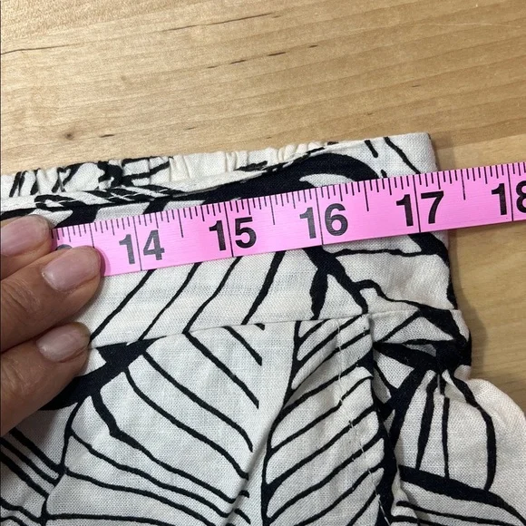 Rachel Zoe Black and White Leaf Print Wide-Leg pants, super fresh and comfy - Picture 9 of 11